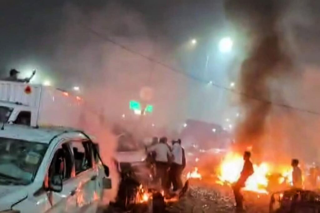 Delhi Red Fort Blast Live Updates: 8 Killed, 3 People Detained In Kashmir, FIR Filed Under UAPA