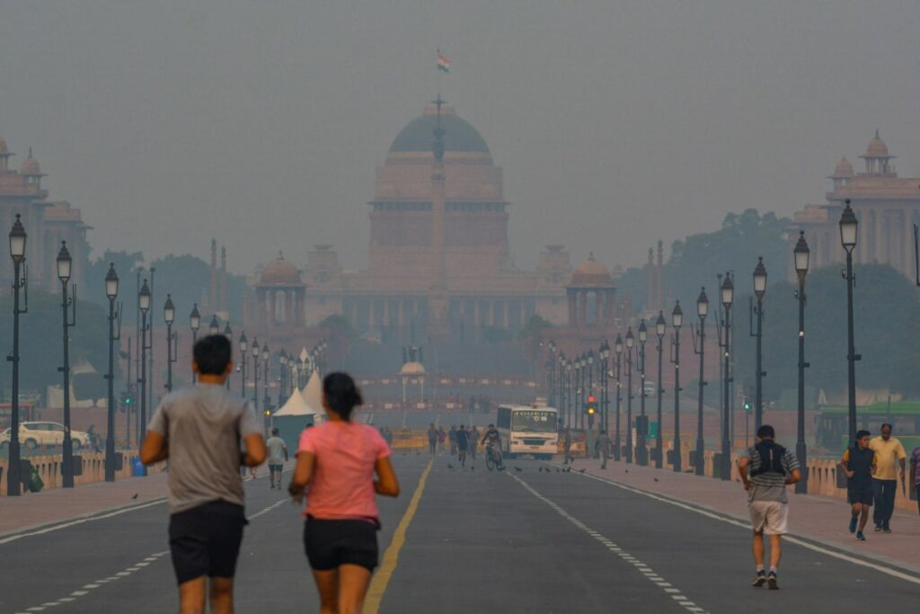 Delhi Sees Improvement In Air Quality, But Remains In 'Very Poor' Category