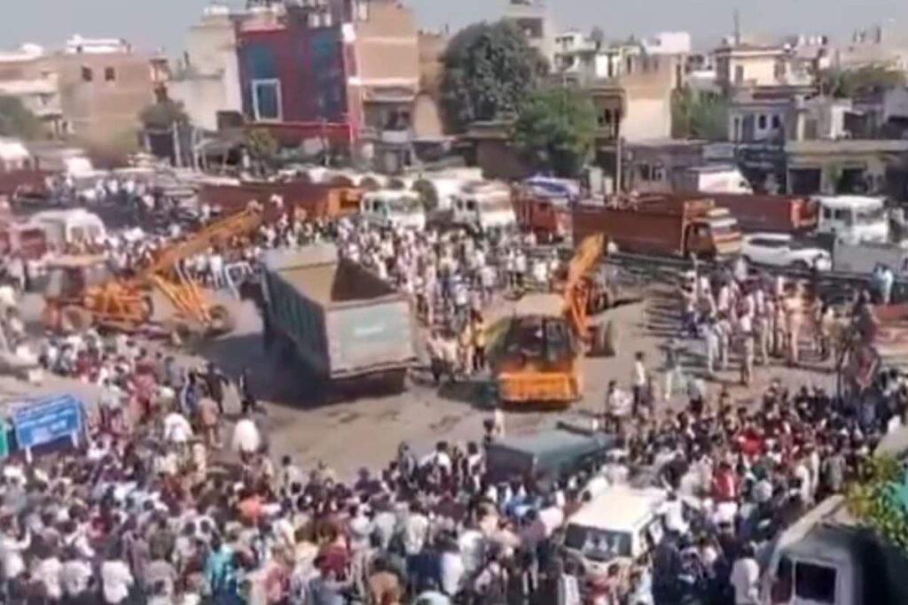 At Least 5 Dead, Several Injured After Dumper Truck Rams Into Vehicles In Jaipur