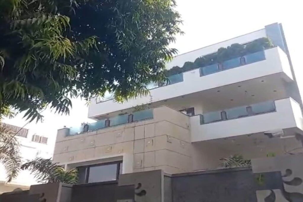 Pan Masala Baron’s Daughter-in-Law Wrote About ‘Relationship Issues’ In Diary Before Suicide