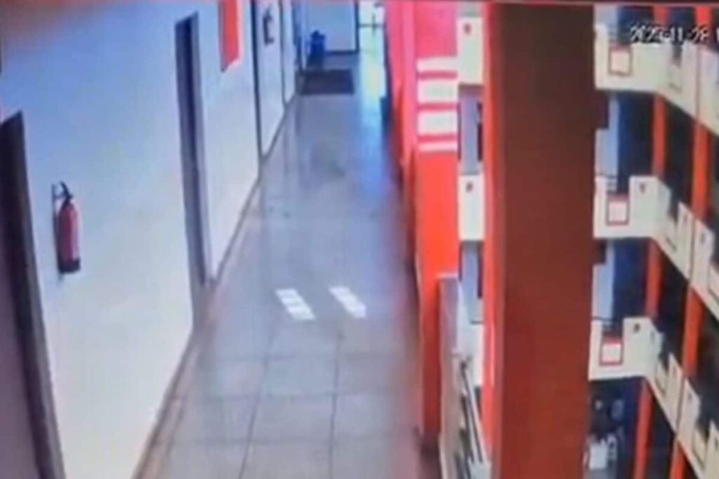 'Said Sorry 52 Times In Four Minutes': Class 8 Skating Champion Jumps From School Building