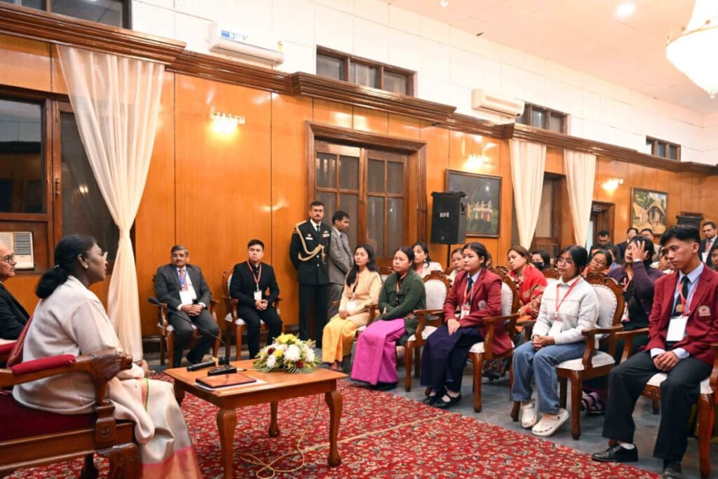President Murmu Meets Displaced Persons In Imphal, Assures Support