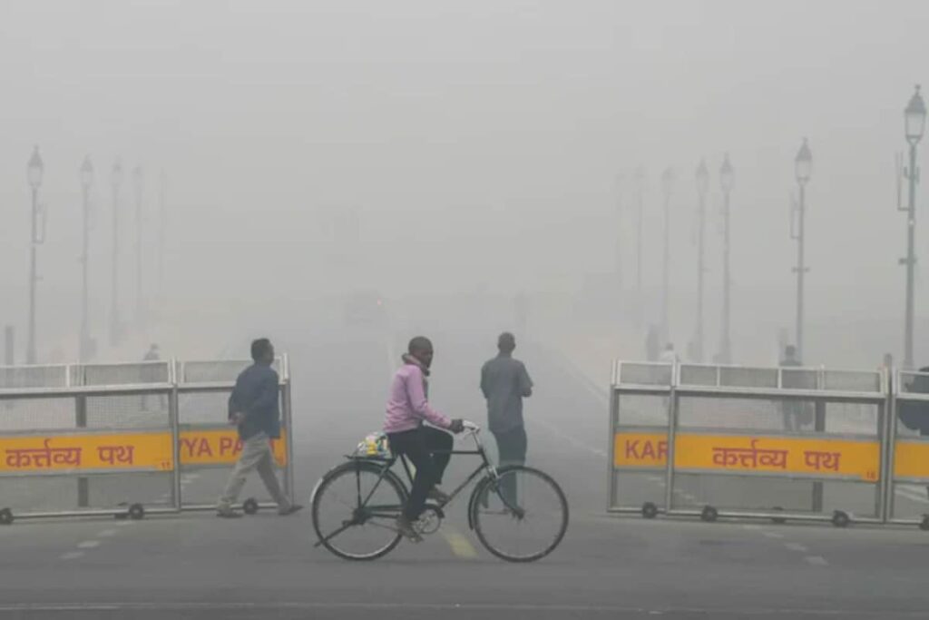 Weather News Today Live Updates: Dense Fog Disrupts Over 75 Flights At Delhi Airport; Trains Also Delayed