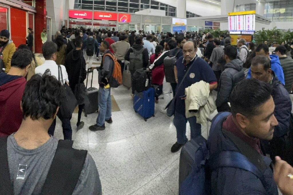 Passengers Accuse Air India Of Flight Cancellations, Long Baggage Queues Amid Smog Delays