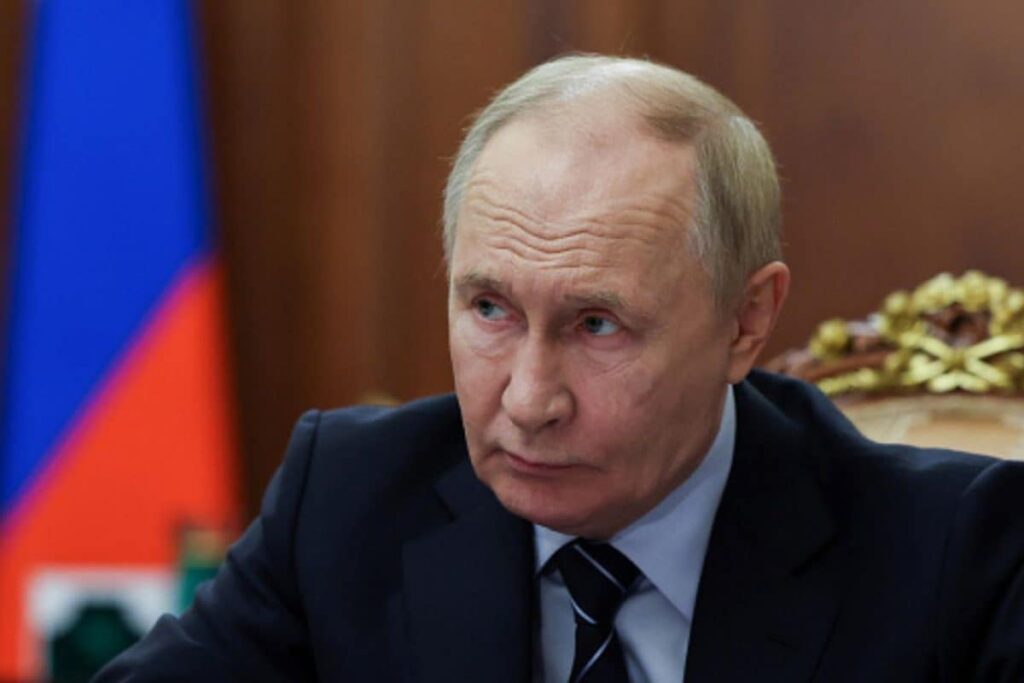 India Finalises $2 Billion Submarine Lease Deal With Russia Ahead Of Putin’s Visit: Report