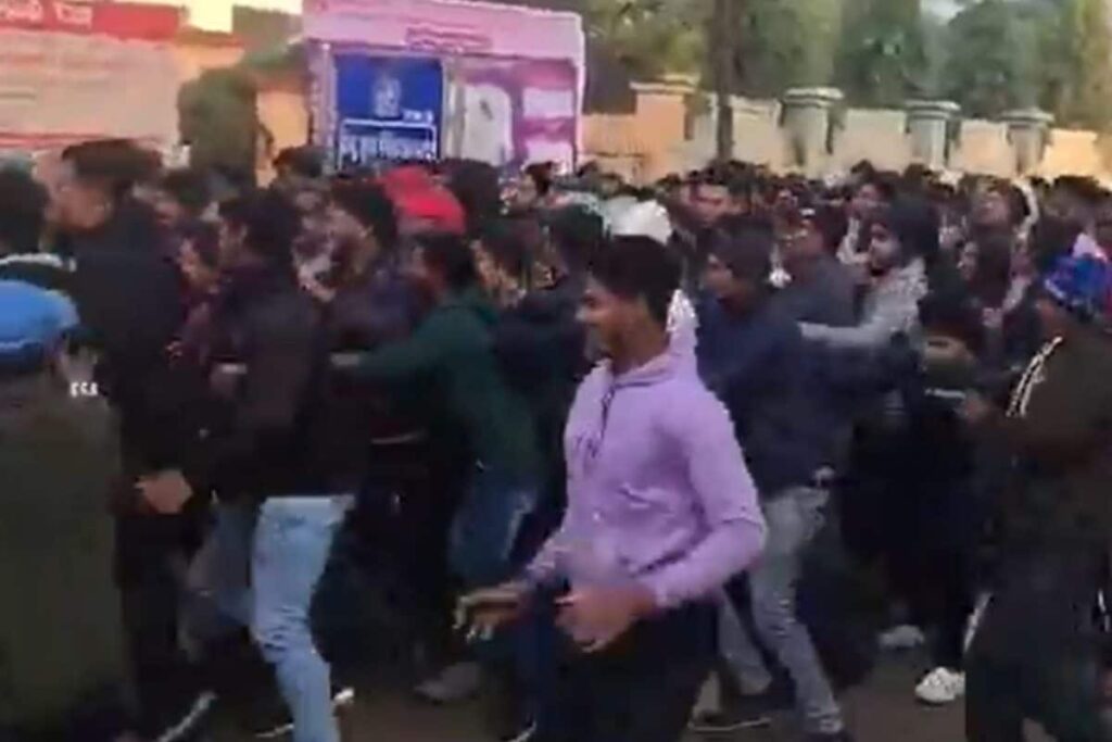 Huge Crowd Outside Odisha’s Barabati Stadium For T20 Tickets; Police Resort To Lathicharge | Video