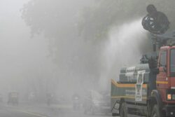 'Towards Clearer Skies': China Offers Tips To Tackle Pollution, Compares Beijing & Delhi Air