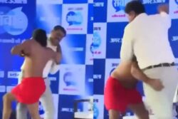 Video: Yoga Guru Ramdev Challenges Journalist To Wrestling Bout, Internet Reacts