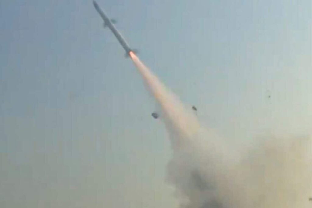 Akash Next-Gen: India's Air Shield That Can Destroy Pakistan's Shaheen Missiles In Minutes