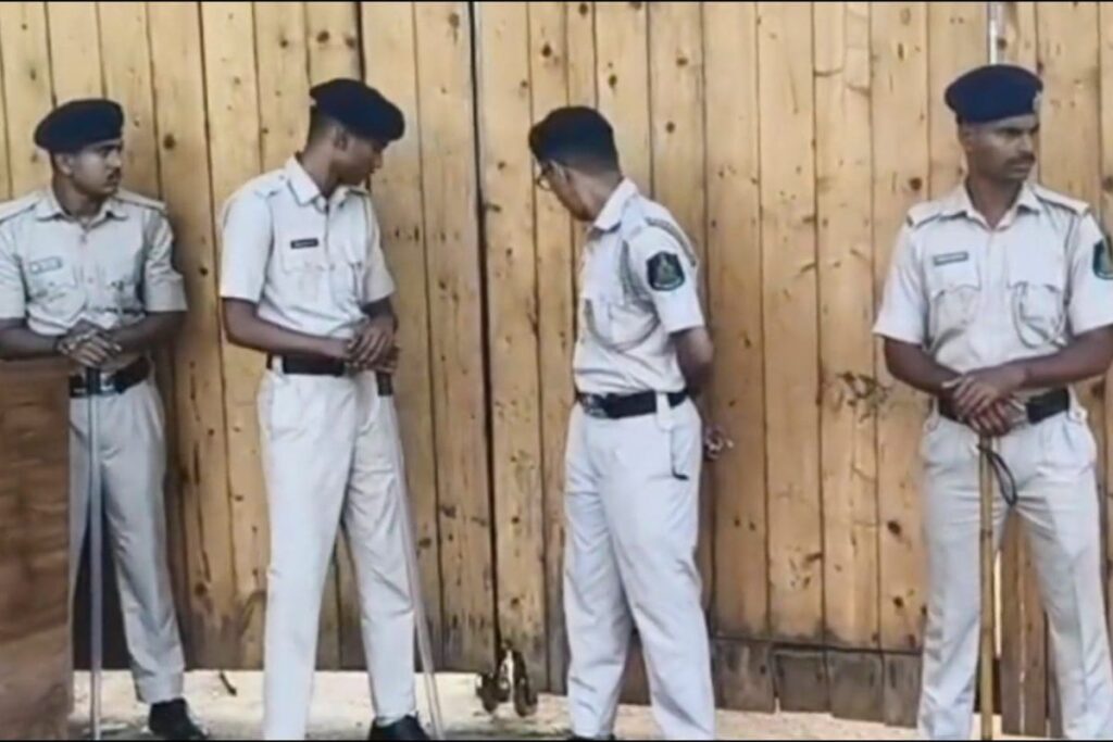 Goa Cops Ordered To Do Squats For Stopping IAS Officer's Car At Santa Cruz Checkpoint