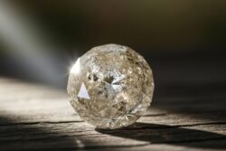 Two MP Miners Unearth 15 Carat Diamond Worth ₹50 Lakh Just 20 Days After Starting Work