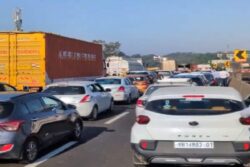 Weekend Rush Brings Mumbai-Pune Roads To A Standstill, Traffic Crawls Near Lonavala