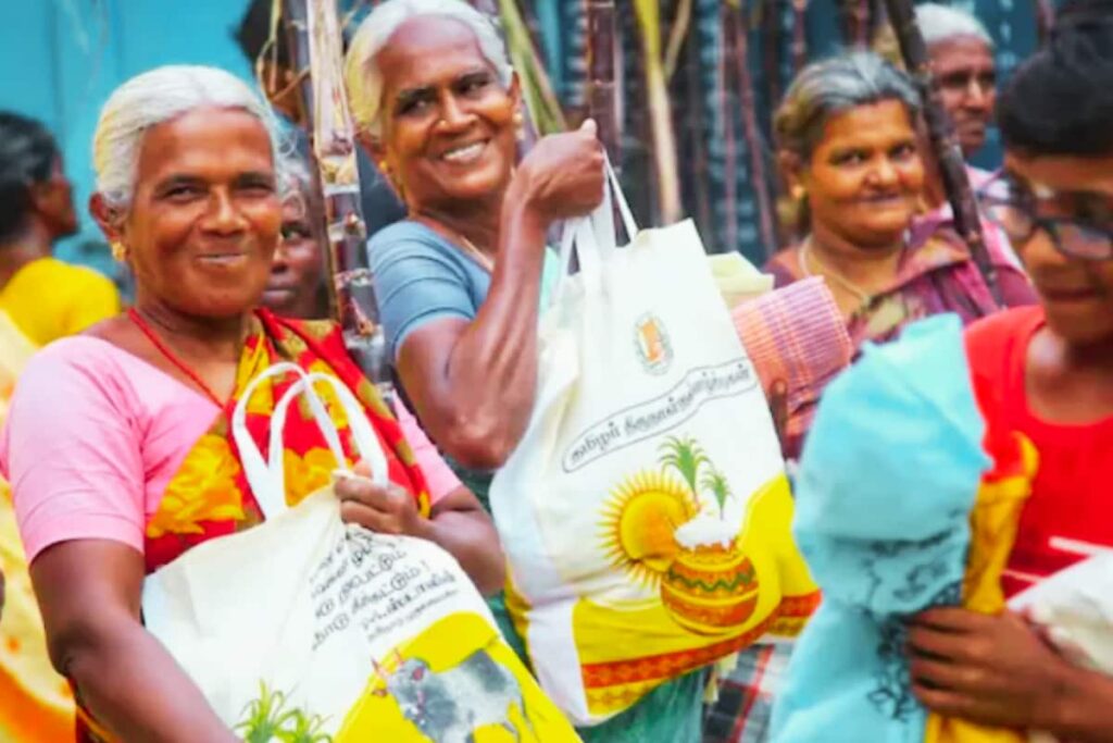 Pongal Gift 2026: Saree And Veshti In Festive Package For Tamil Nadu Ration Card Holders