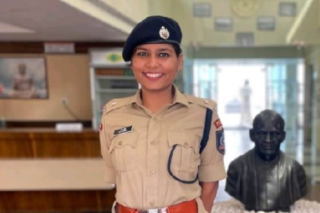 IPS Officer, Who Confronted Vijay's Aide For Allowing Additional Crowd At TVK Rally, Transferred