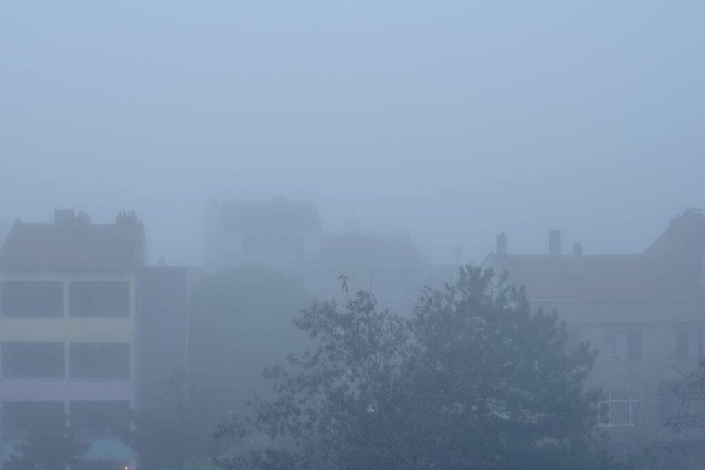 Rain And Cold Combine In Bengaluru, IMD Flags Possibility Of Heavy Showers