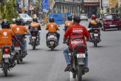 74% Consumers Support Government Move To Restrict 10-Minute Delivery: Survey