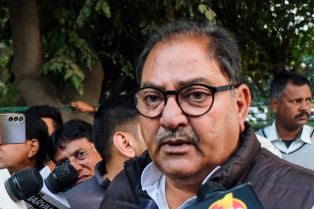 'Nepal, Bangladesh-Like Protests Should Happen In India': INLD Chief Abhay Chautala Sparks Row