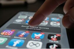 Karnataka Govt Mulls Policy On Social Media Restriction For Children, Responsible Use Of AI