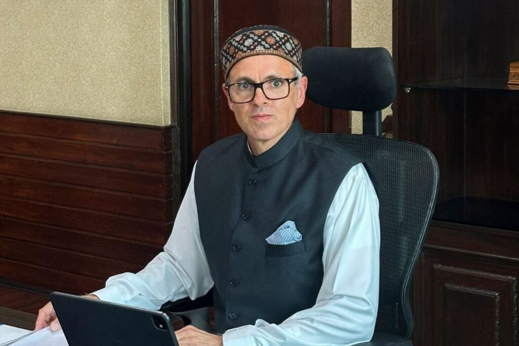 J&K CM Omar Abdullah Speaks To EAM Jaishankar Over Safety Of Stranded Indians In Iran