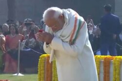 PM Modi Pays Tribute To Mahatma Gandhi On 78th Death Anniversary At Raj Ghat