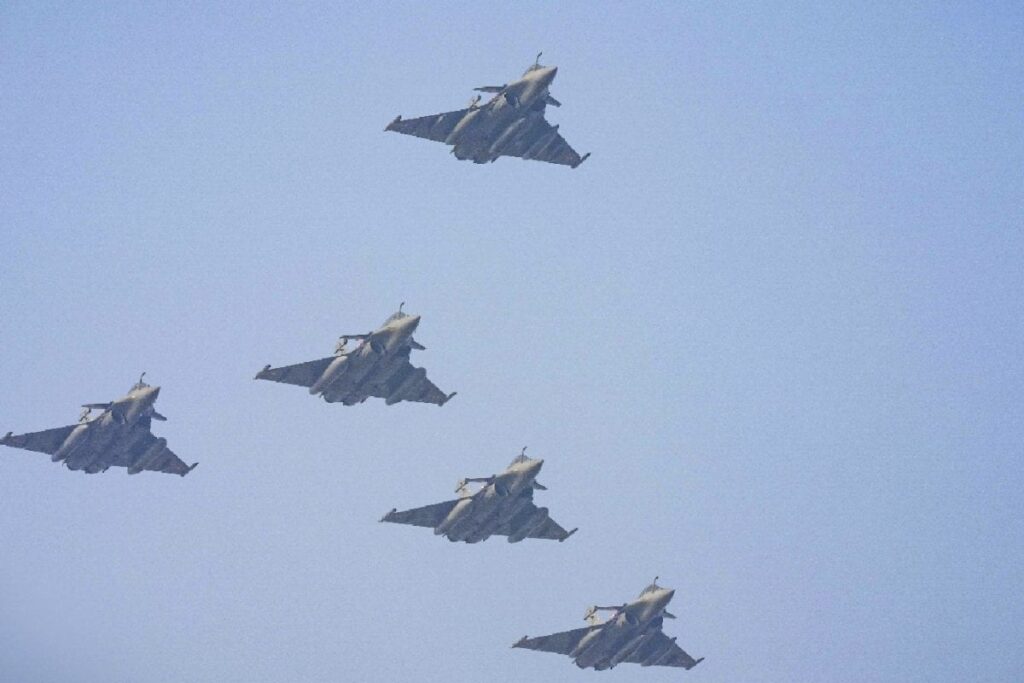 'Bird's-Eye View' Of Republic Day Security: How 1,270 Kg Chicken Will Keep Delhi's Skies Clear