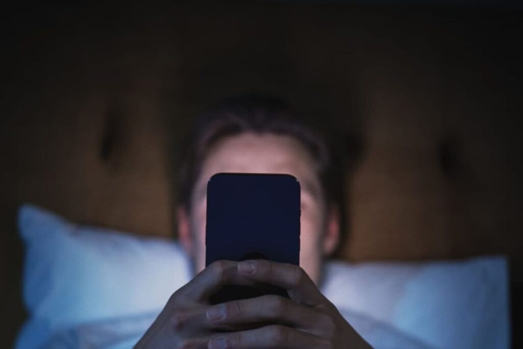 India's Proposed Smartphone Security Rules Trigger Pushback From Apple, Samsung