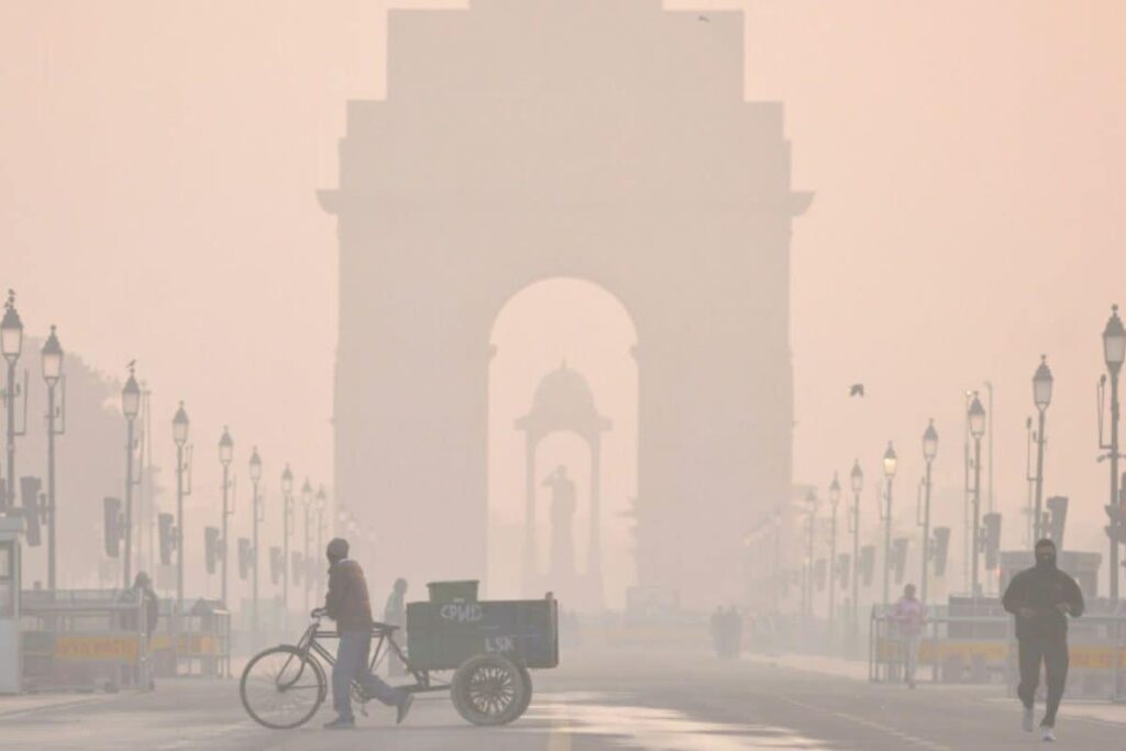 Drug-Resistant Superbugs Found In Delhi's Toxic Air, Warns JNU Study