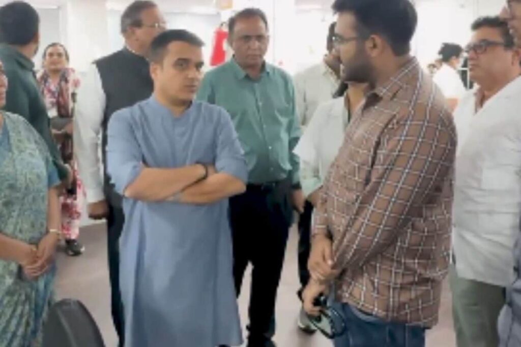 104 People, Including Children, Hospitalised After Drinking Contaminated Water In Gandhinagar