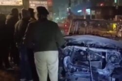 4 Injured As Speeding SUV Rams Into Multiple Vehicles In Patna, Local Set Car Ablaze