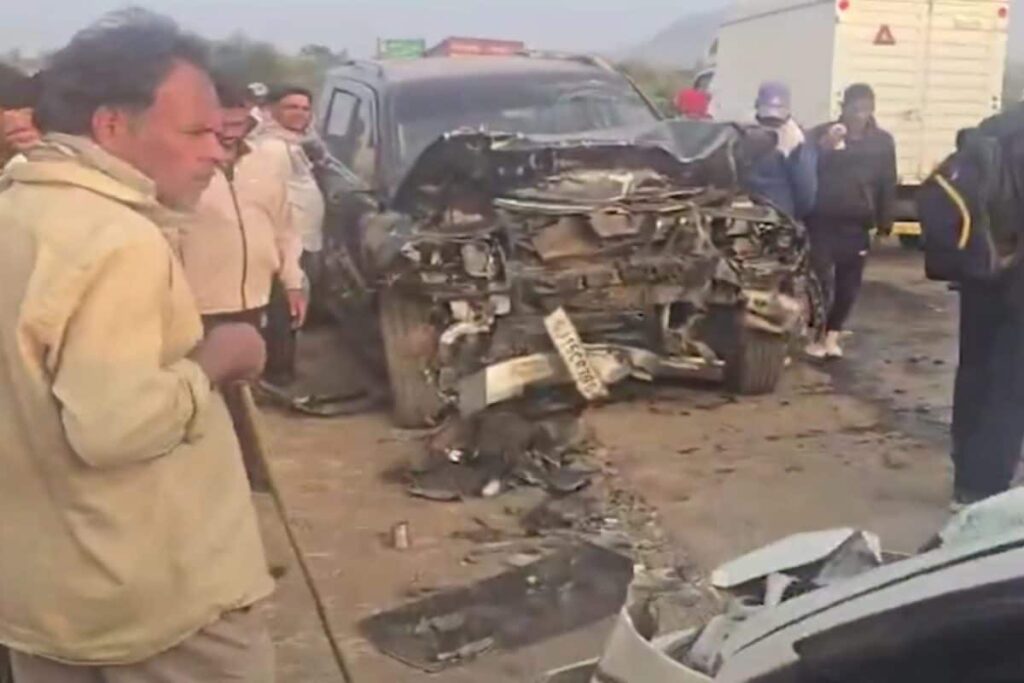 Four Killed, Six Injured In Car Crash Near Nashik Toll Plaza