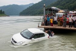 Assam Man Escapes Unhurt After Car Plunges Into Subansiri River While Boarding Juli Ghat Ferry