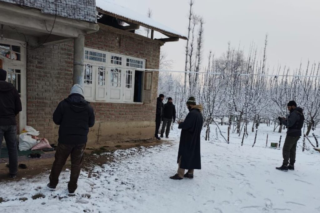 Raids At 22 Locations Across Kashmir In Crackdown On Cyber Fraud-Terror Funding Network