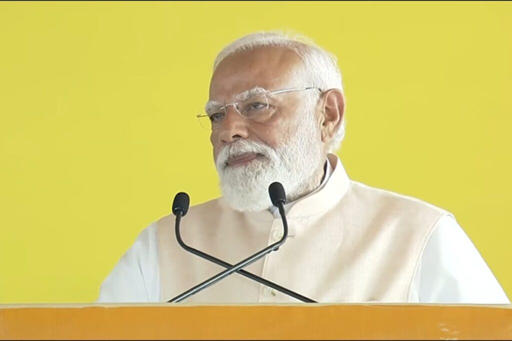 News18 Evening Digest: News18 Evening Digest: PM Attacks DMK Govt, BJP Hits Out At Rahul Gandhi & More Stories