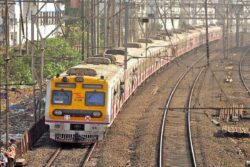 Man Loses Leg After Falling From Moving Train While Resisting Mobile Snatching Attempt In Mumbai