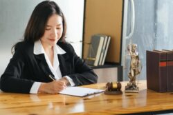 Simple, Raw & Brutal: Indian CEO Surprised By Honest Work-Life Advice From Chinese Entrepreneur