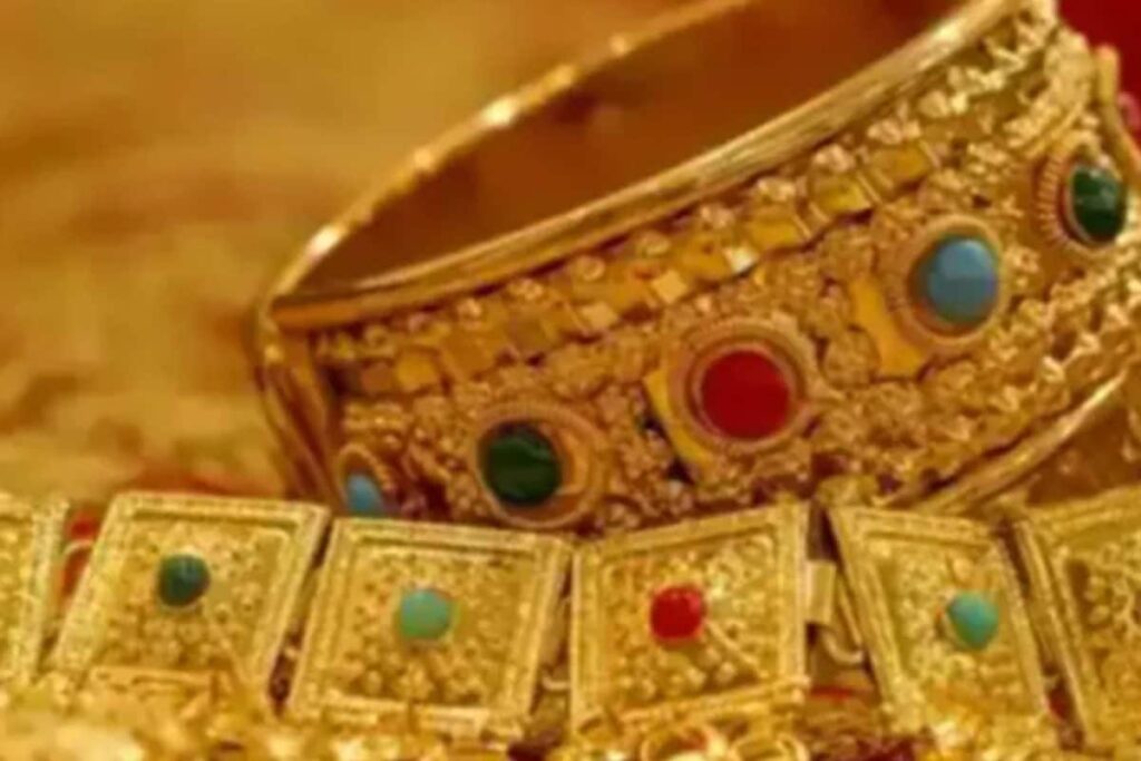Delhi Man Loses Wife’s Gold Jewellery In Chandni Chowk Scooter Theft, Gets Rs 43 Lakh After 12-Year Legal Battle