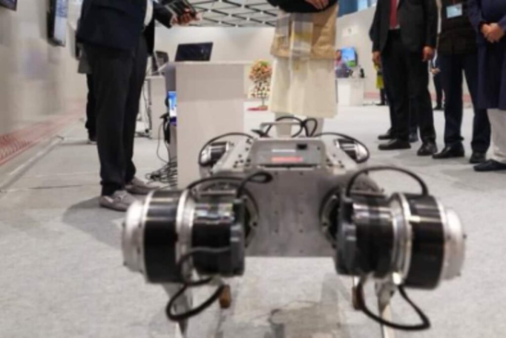 Who Is Param? Forget Galgotias Chinese Robodog, Bengaluru’s ‘Authentic’ Version Masters Traffic | Watch