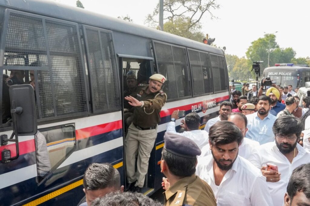 Himachal Police Vs Delhi Police Over Arrest Of 3 Youth Congress Workers