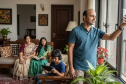 Call Drops At Home? Tamil Nadu’s New Rule For Big Buildings Might Fix That