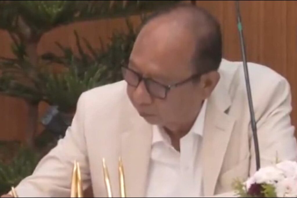 Yumnam Khemchand Singh Takes Oath As Manipur Chief Minister As President's Rule Ends