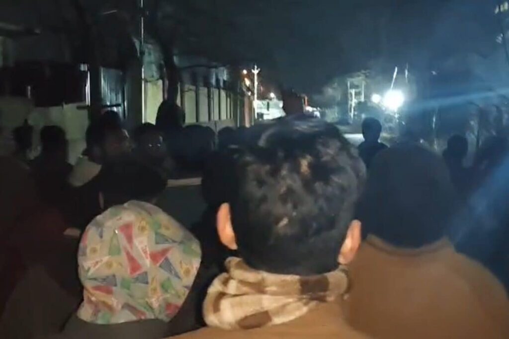 Anti-Pakistan Slogans Raised By Shia Protesters In J&K's Bandipora After Islamabad Suicide Bombing