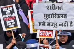 Munawwar Rana’s Daughter Alleges Triple Talaq, Dowry Harassment, Attempt To Murder Against Husband