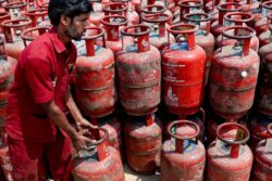 No LPG Or Fuel Shortage In India, Panic Being ‘Deliberately Spread’: Petroleum Ministry