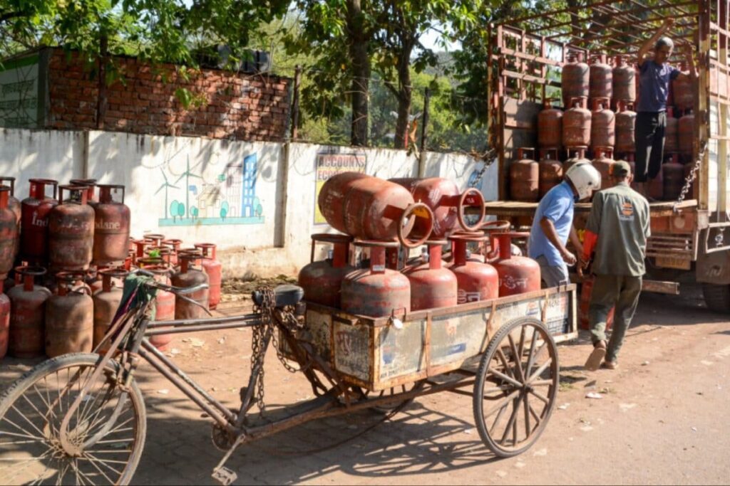 LPG Supply To Be Cut Off If Households Refuse Switch To PNG Where Available: Govt Order