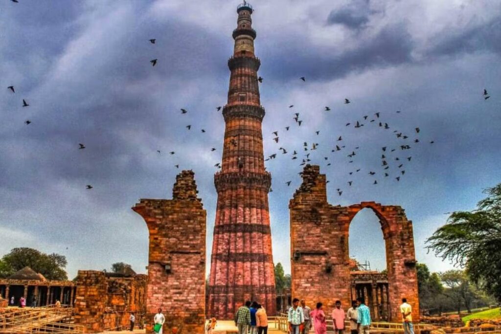 India’s Icons of History: The 5 Monuments Tourists Love Most