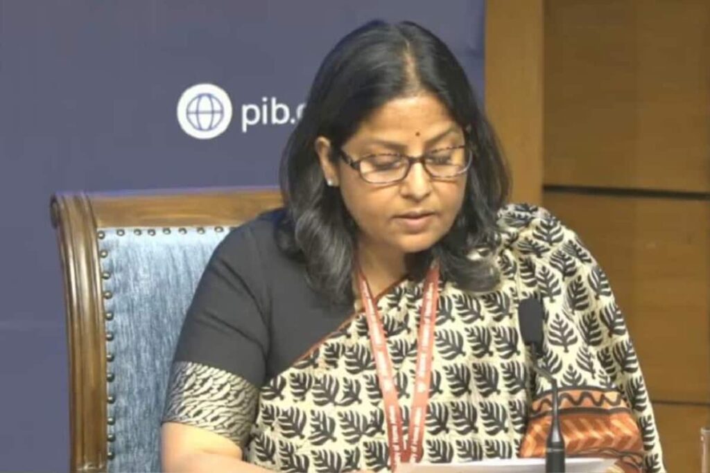 Oil Ministry Says Some Commercial LPG Cylinders To Be Released; States To Identify Beneficiaries