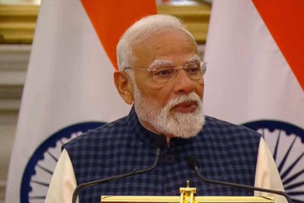 PM Modi Condemns Attacks On Energy Infra, Holds Talks On West Asia With Qatar, Oman, Jordan, France