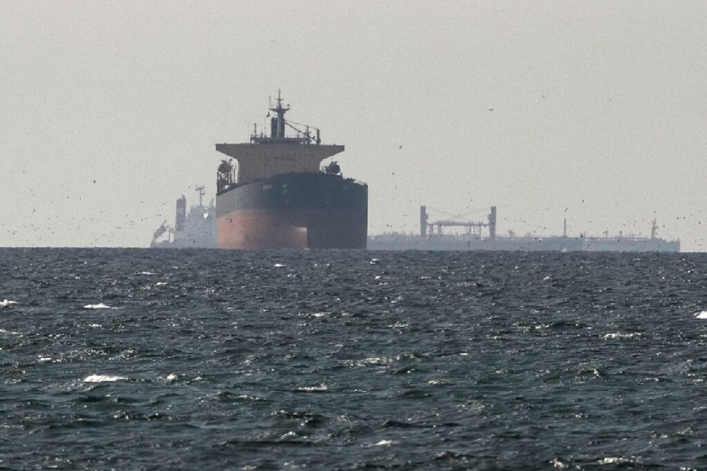 Two More LPG Tankers Transit Through Hormuz, Likely To Reach Indian Ports Over Next Two Days