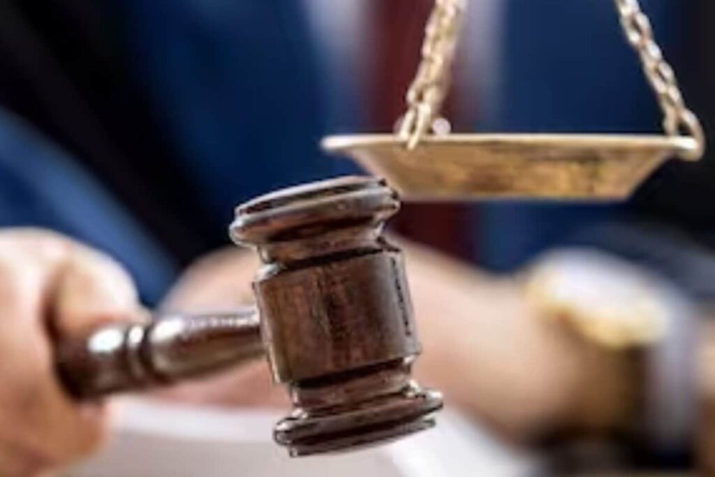 'Not A Platform For Emotional Display': MP High Court Chides Man For Bringing Foetus To Hearing