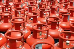 LPG Cylinder Crisis: Book A Gas Cylinder In Seconds Without Calling